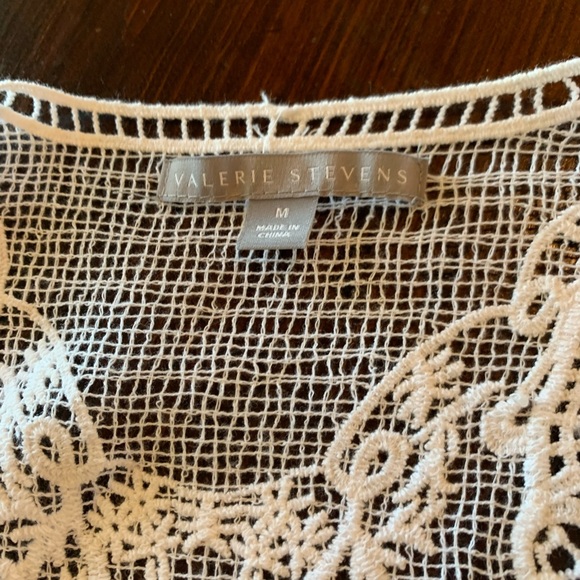 Valerie Stevens lace trimmed sweater. 100% cotton. Size medium. - Picture 3 of 4